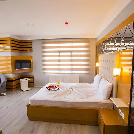 Legend Ayvacik Hotel *
