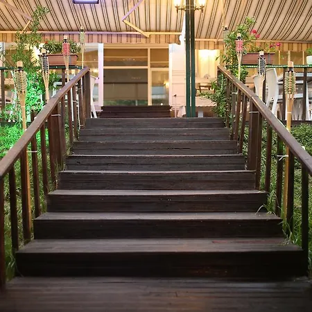 Legend Ayvacik Hotel *